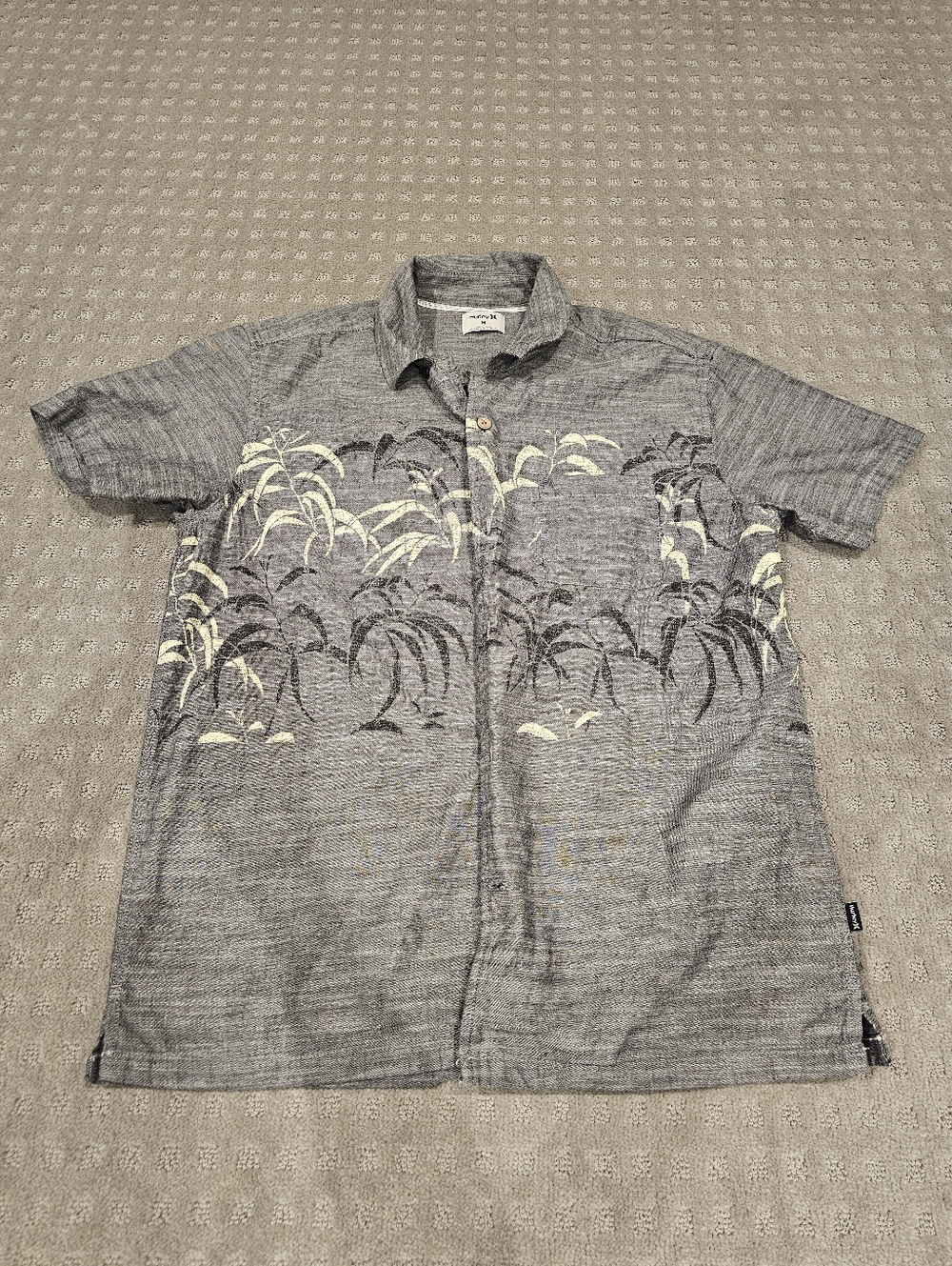 Hurley Gray Short-Sleeve Palm Print Button-Down Shirt